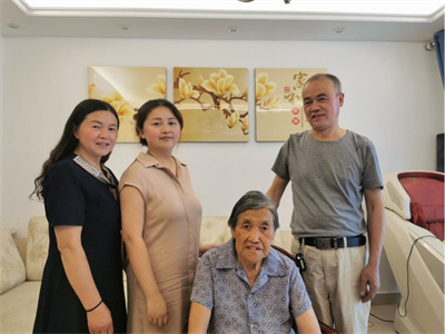 严传凤江都市樊川镇